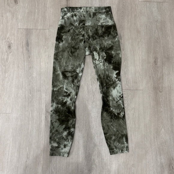 lululemon athletica Pants - Lululemon Align HR pant 25” Diamond Dye Light Sage Medium Olive size 6